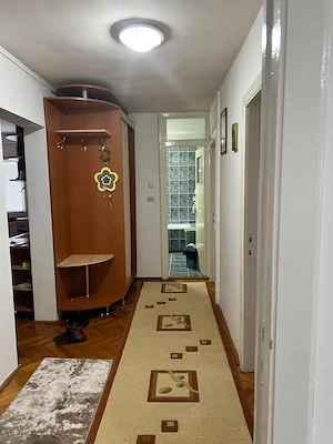 APARTAMENT CU 3 CAMERE ZONA ARADULUI- Cugir la 130.000 euro - imagine 11