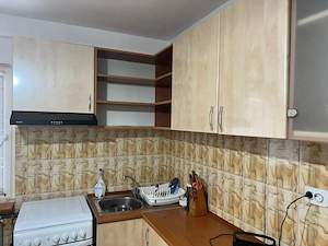 APARTAMENT CU 3 CAMERE ZONA ARADULUI- Cugir la 130.000 euro - imagine 9