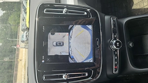Volvo XC40 Plus Dark B3 (Petrol) AT7 FWD - imagine 10