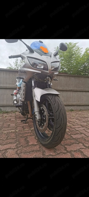 Vând yamaha fzr 1000