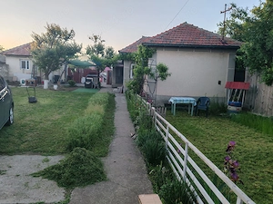 Casă cu teren generos în centrul comunei Cogealac   la doar 20 km de plaja Vadu și 40 km de Constanț - imagine 3