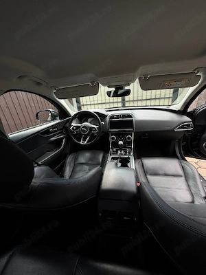 Jaguar XE 2020 - imagine 2