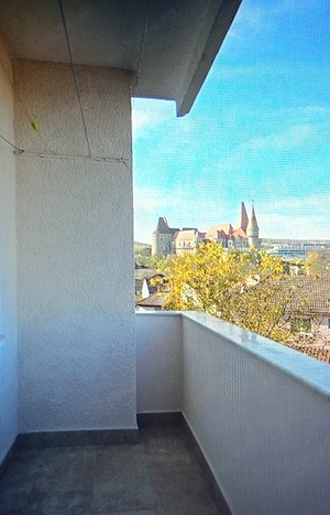 Inchiriez apartament  80mp in Hunedoara,zona Mendi  - imagine 8