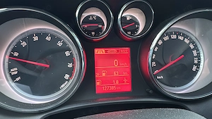 Opel Astra J Sedan 1.4 Turbo 140 CP   2018 - imagine 9