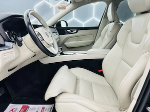 Volvo XC60 - imagine 11
