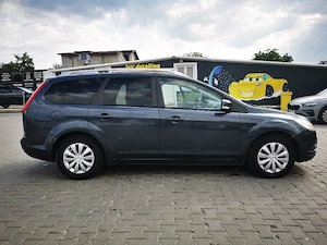 Ford Focus 2 Facelift Break 1.6 diesel 2010 - imagine 3