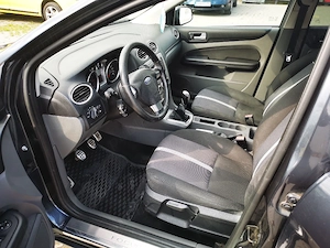 Ford Focus 2 Facelift Break 1.6 diesel 2010 - imagine 5