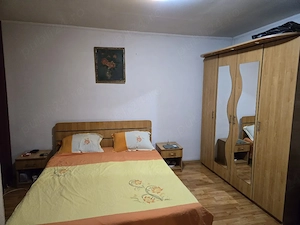 Casa de vanzare 3 camere 90m,baie,wc,bucatarie usor negogiabil - imagine 4