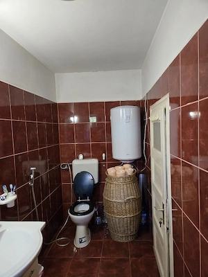 Casa de vanzare 3 camere 90m,baie,wc,bucatarie usor negogiabil - imagine 6