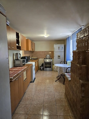 Casa de vanzare 3 camere 90m,baie,wc,bucatarie usor negogiabil - imagine 8