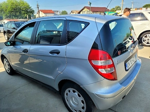 Vând Mercedes clasa A 150 benzina