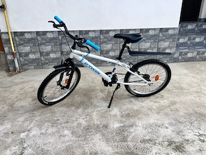 Bicicletă copii B TWIN 20    stare foarte bună