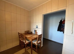 Vanzare Apartament 3 Camere Semidecomandat Berceni-Secuilor - imagine 3