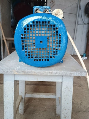 Electromotor 2,2 kw,3000r,Romania.