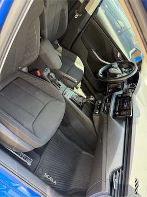 skoda scala benzina  2021 automata  - imagine 10