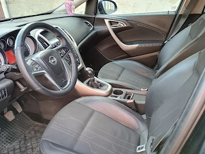 Opel Astra J facelift -1.7 CDTI -2013 - imagine 7
