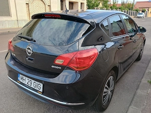 Opel Astra J facelift -1.7 CDTI -2013 - imagine 4