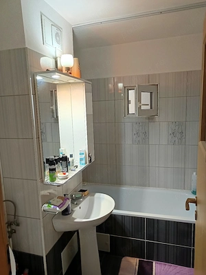 Apartament de închiriat !!!