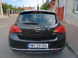 Opel Astra J facelift -1.7 CDTI -2013 - imagine 2