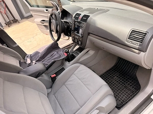 Golf V 1.4 mpi