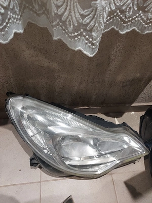far dreapta opel corsa d facelift
