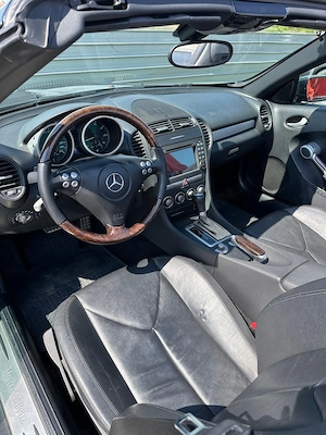 Mercedes Benz SLK decapotabil - imagine 5