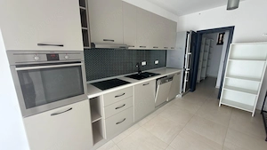 Casa lux 4 camere zona Gușterița - imagine 8