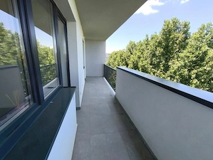 Penthouse 4 cam, terasa 78 mp, La Cheie, Doamna Stanca-Selimbar - imagine 5