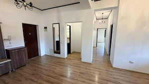 Apartament 3 camere decomandate Calea Dumbrăvii - imagine 4