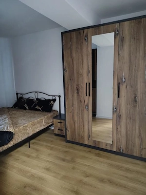 Apartament 3 camere moderne zona Calea Surii Mici - imagine 12