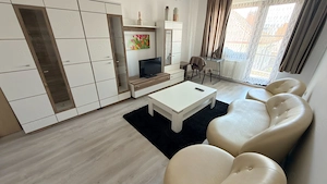 Apartament 3 camere decomandate zona Poliție