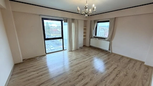 Apartament 3 camere decomandate Calea Dumbrăvii
