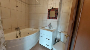 Apartament 3 camere zona Strand - imagine 4
