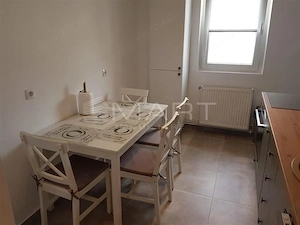 Apartament 3 camere in zona Alba Iulia - imagine 2