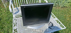 Televizor LCD 50cm diagonala