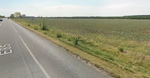 Teren intravilan 4,25ha, deschidere d=110ml la DN2 - imagine 4