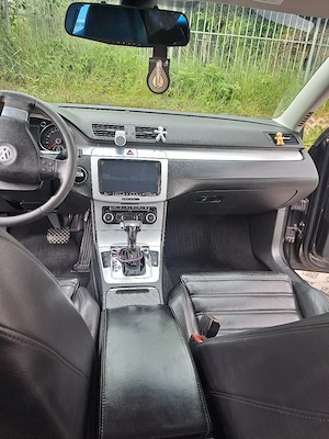 Passat b6 2.0 tdi, DSG,Euro 5,,motor CBAB,2009,km.340384 - imagine 9