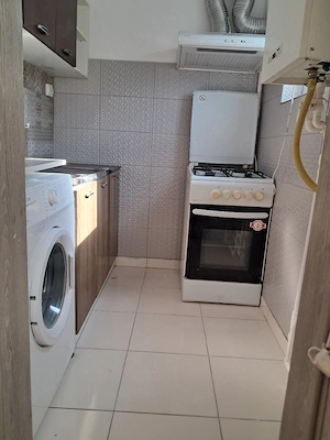 apartament de vanzare - imagine 2