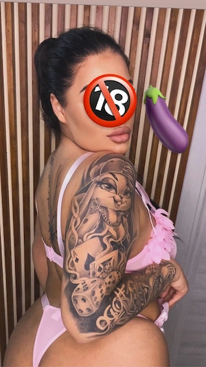 New Horny Brunette !