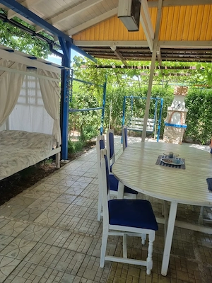 Vând casa de vacanță - imagine 2