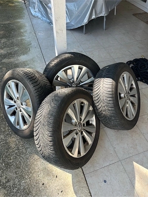 De vanzare 4 Roti Vw  205 55 16(iarna) - imagine 2