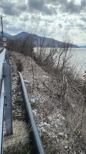 teren intravilan Svinița   Clisura Dunării  - imagine 3