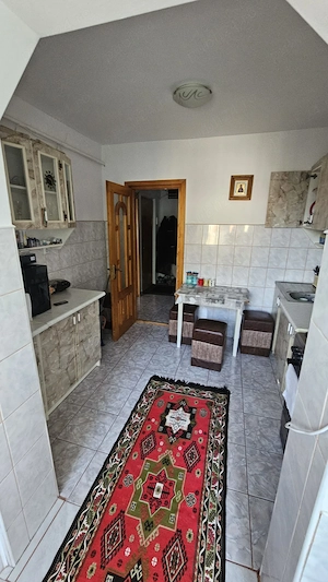 Vand apartament 3 camere in Obcini  - imagine 5