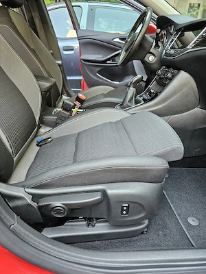 Vând Schimb Opel Astra K Sports Tourer+  - imagine 9