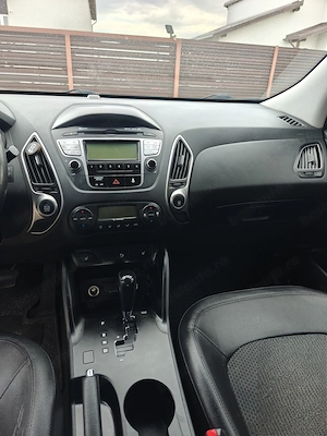 Hyundai ix35 2.0 Benzină + GPL | Automată | An 2011 - imagine 6