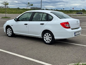 Renault Symbol 2009, 1.4 16v benzina, 80.000 km, preț 3500  - imagine 3