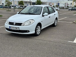 Renault Symbol 2009, 1.4 16v benzina, 80.000 km, preț 3500  - imagine 9