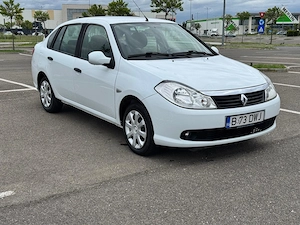 Renault Symbol 2009, 1.4 16v benzina, 80.000 km, preț 3500  - imagine 2