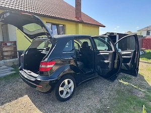 Mercedes Benz B class 200 - imagine 9