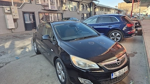 se vinde Opel Astra j 2010 - imagine 4